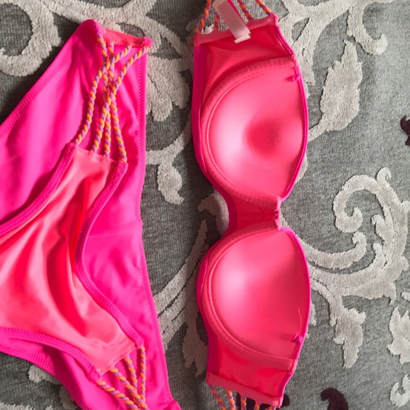 Victoria’s Secret bathing suit - Picture 6 of 10